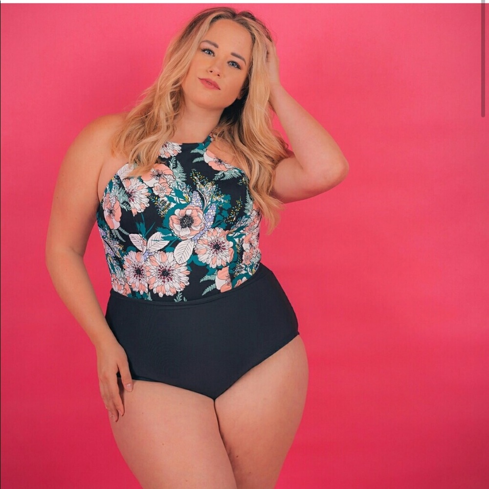 NWT Women’s High Neck One Piece Swimsuit Plus Size 1X - Sea Angel Floral